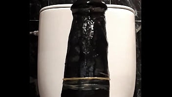 Preview 1 of Holatube - Este dildo es casi igual que montar a un caballo - AnzzoSan