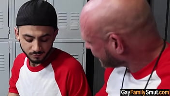 Preview 2 of Diurut Japanese - Gay step daddy trimming hairy stepson&#039_s dick