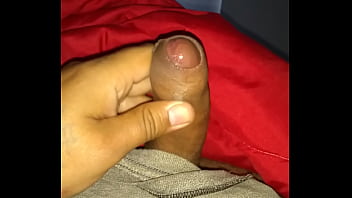 Preview 1 of Japanese Wet Jean Footjob - Con muchas ganas