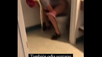 Preview 2 of Son Forced Old Mom Xxx - Angelique La Burbu Orinando
