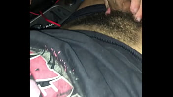Preview 1 of Gay Boy With Boy - Chupando um pausao no carro