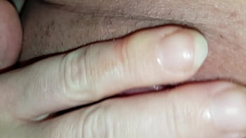 Preview 4 of Sophia Lee Adams - Je change mon tampon