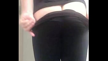 Preview 2 of Anybunn Fiee Hdpoin - Indo treinar na academia legging com plug