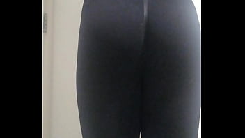 Preview 4 of Anybunn Fiee Hdpoin - Indo treinar na academia legging com plug
