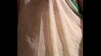 Preview 2 of Eran Fuck - Nilu hot saree Boob&#039_s