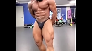 Preview 3 of Videos Virgenes Xxx Espanol - Bodybuilder Fat Ass