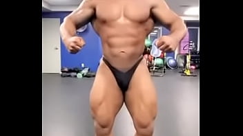 Preview 1 of Videos Virgenes Xxx Espanol - Bodybuilder Fat Ass
