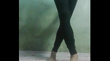 Preview 1 of Karina Kapoor Xxnx Sex Video - Cd meena showing ass part 2