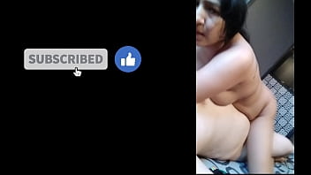 Preview 3 of Cum Mom Feet - No me di&oacute_ tiempo de quitarme la ropa