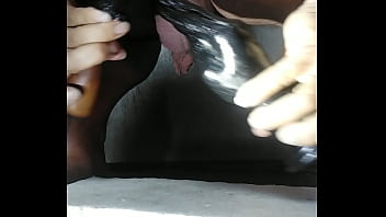 Preview 4 of Alexandra Ambrosia - Pu&ntilde_o y mano