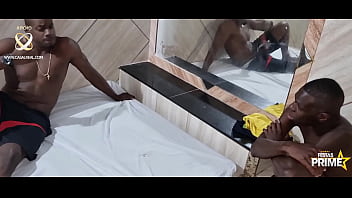 Preview 1 of Dog Pore Com - Chamou a Gostosa Pra entrar Na pica grande dos amigos Dotados e Pauzudos em Gangbang