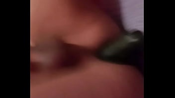 Preview 3 of In Eft - Me doy por el ano con un pepino