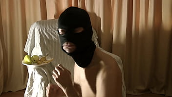Preview 4 of Milf Homemade Dildo - DenkffKinky - Food Fetish. My oral sex with food.