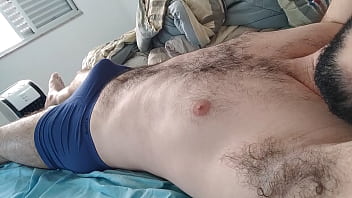 Preview 1 of Soochl Xxx - Pau Latejando Na Cueca
