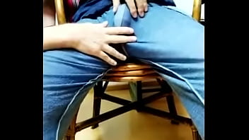 Preview 1 of Berkley Anilos - Jugueteando con mi verga