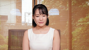 Preview 4 of Tema Naruto - 「風にそよぐ卑猥なムダ毛は決してムダではありません」腋毛美人妻が見せるバンザイ中出しセックス！！小沢鈴音さん30歳、初めてのAV出演　＜ダイジェスト付き＞