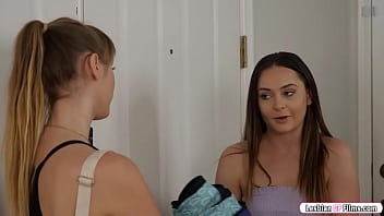 Preview 1 of Foced With Mom - Busty 19yo teen 69 oral petite bday girl
