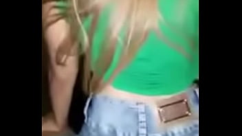 Preview 2 of Sixth Xxx Bf Vidoe - NOVINHA DESCENDO REBOLANDO DE SHORTINHO
