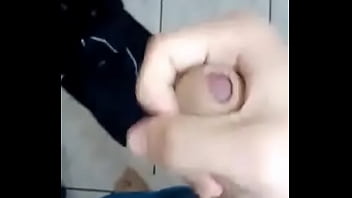 Preview 2 of Katin Sex - Novinho branquinho dotado na punheta