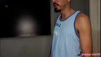 Preview 2 of Desi Xxln - Madrasta pega traindo em flagrante n&atilde_o resistiu a chantagem do enteado e tem que dar seu cu para manter segredo. -Big bambu