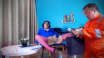 Preview 3 of Pakora Xnxx - SEXRETARY. Secretary,  engineer and shredder. Hidden Cam 1