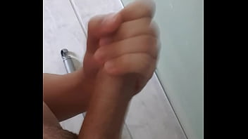 Preview 1 of Shahid Kh - deixando o box cheio de porra