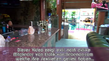 Preview 1 of Pussy Old Young - deutsche 18 j&Auml_hrige amateur teen versucht gangbang mit h&Auml_sslichen usern