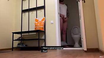 Preview 4 of Big Bub Hire Pussy - El repartidor tiene sexo con la esposa mientras el esposo los ve