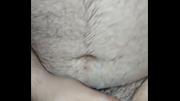 Preview 2 of Mom And Son In Kichen Fuck - Rcgw,  fudendo o primo urso safado e fazendo ele gozar gostoso.