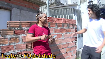 Preview 1 of Www Hot Xxx C6 - Comeu o cu da novinha depois que flagrou ela rebolando em seu quarto