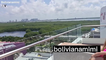 Preview 3 of Natasha Nice And Joby Sins - Masturbandome y haciendo squirt en la terraza del hotel  Miralo en bolivianamimi.tv