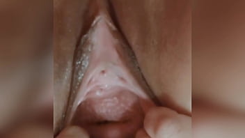 Preview 4 of Gay Sex Visdeos - Huge gaping cunt stretched by fingers and hands