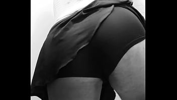 Preview 2 of Nikita Full Vids - En falda deportiva