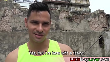 Preview 2 of Hijda Gananxxx Com - Cute latin hunk got a deepthroat blowjob and barebacked