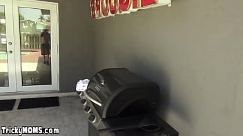 Preview 1 of 15 Sxxnx Sex - Creaming my mature stepmoms back ends in taboo fuck