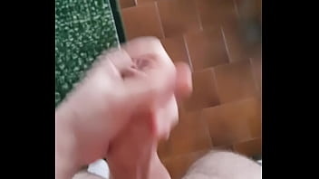 Preview 2 of Ivy Young Squirt - Grande sborrata a casa da solo