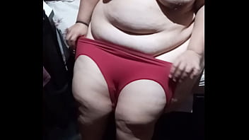 Preview 1 of Fantases - Loira Tanajura mostrando a calcinha