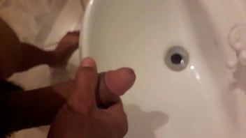 Preview 4 of People Watching Public Jerking - Punheta