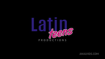 Preview 1 of British Sex Vedio - Double anal fucking 3on1 for Daniela Ortiz LTP004