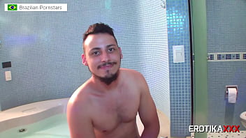 Preview 1 of Sexy Mo M - Yasmin Muller e Gaucho Pussy Hunter - EROTIKAXXX - Bastidores