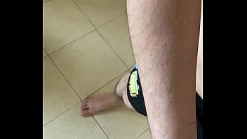 Preview 1 of Lois Griffen Nude Porn - Pendejos argentos se hacen la paja despu&eacute_s de jugar futbol