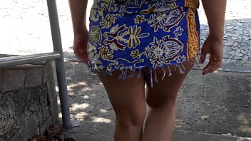Preview 1 of Sleeping Girls Xvideos - Clara Brazil andando,  rebolando e mostrando o rab&atilde_o