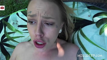 Preview 4 of Xxx Asaltos - INTERRACIAL PUBLIC: Black Dutch Man Fucks Teen In Car: CHRYSTAL SINN - MISSDEEP.com