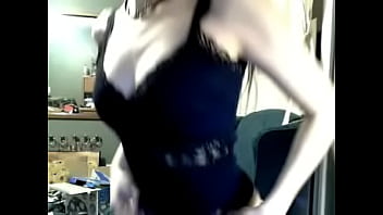 Preview 1 of Sunny Leone With Dog Bf - Classic Liz Vicious Cam Show