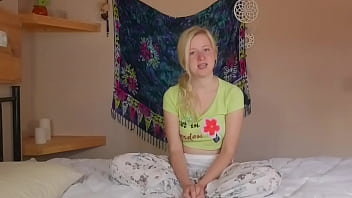 Preview 4 of Husband Wife Xvideos - Erstie&#039_s Girl Anna Mai Rides Herself in