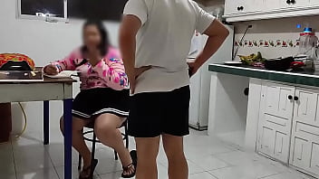 Preview 1 of Persian Xnxx - Tengo una hermanastra muy cachonda cada vez que la voy a visitar quiere que la folle esta ves lo hicimos mientras su padre esta en la cocina Casi Nos Pilla