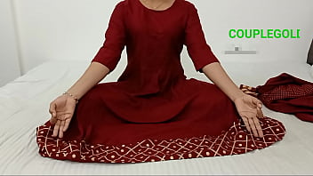 Preview 1 of Punjab University Sex Pakistan - योगा क्लास रूम में कोई नया टीचर आय हैं वो बहुत खुश करता है