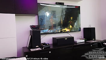 Preview 2 of Alle Sin - hot gamer chick letting camera girl play with her pussy