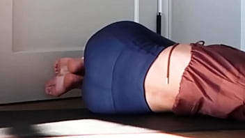 Preview 3 of Any Bunny New Sexy Video - Brie Larson Hot ejercicios (jerk)