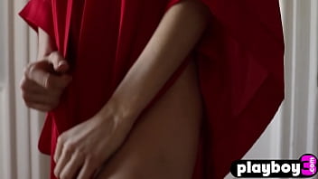 Preview 1 of Jav Squartle - Amazing brunette MILF with nice small tits Ilvy Kokomo passion posing naked